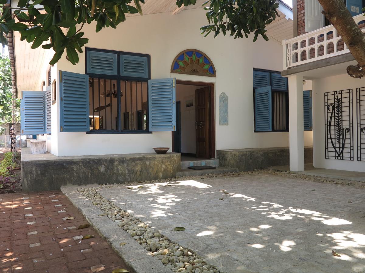 Esperanza Beach Villa And Spa Morakatiyara Екстериор снимка