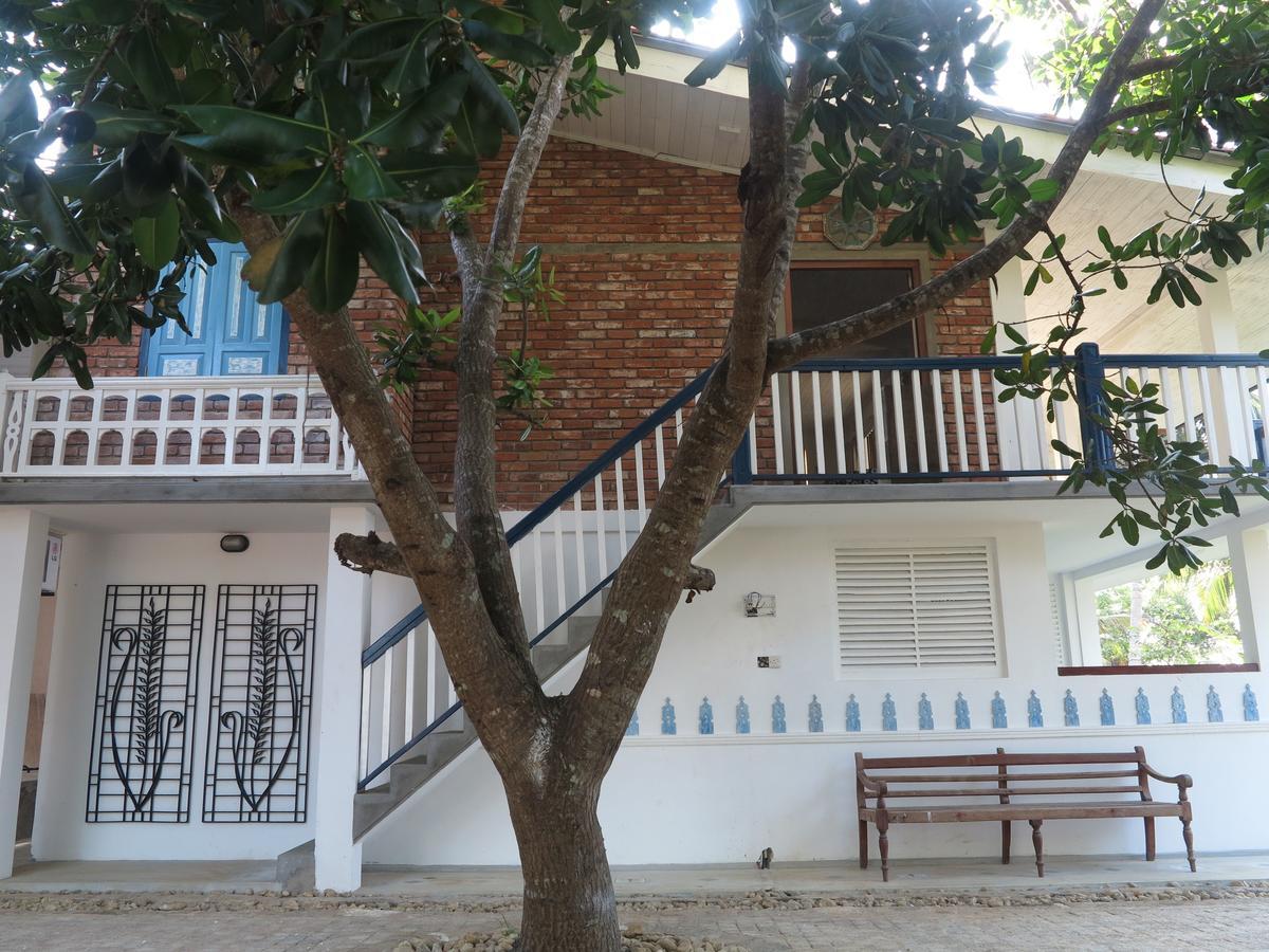 Esperanza Beach Villa And Spa Morakatiyara Екстериор снимка