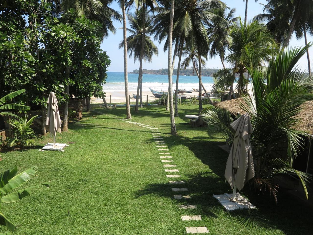 Esperanza Beach Villa And Spa Morakatiyara Екстериор снимка