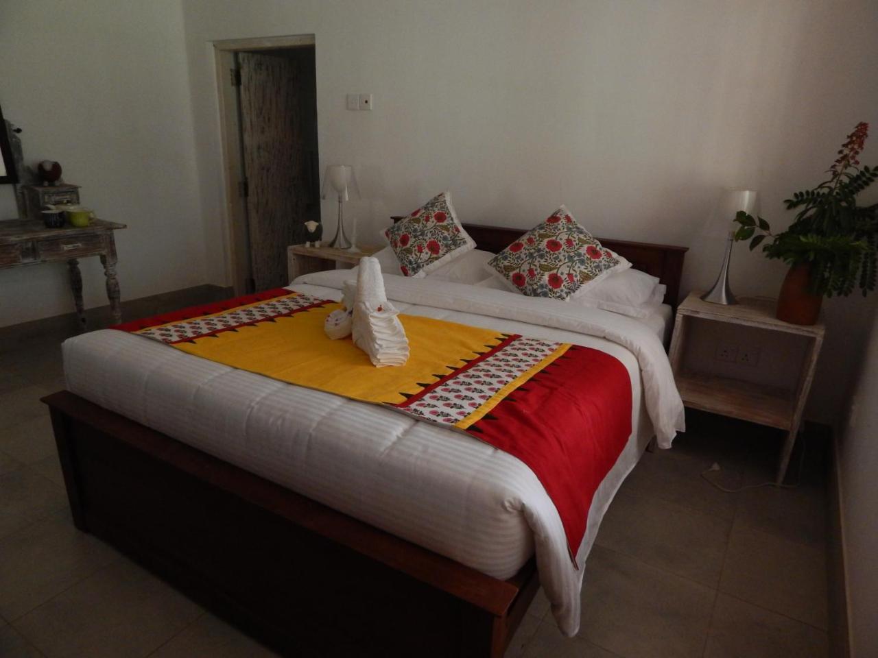 Esperanza Beach Villa And Spa Morakatiyara Екстериор снимка