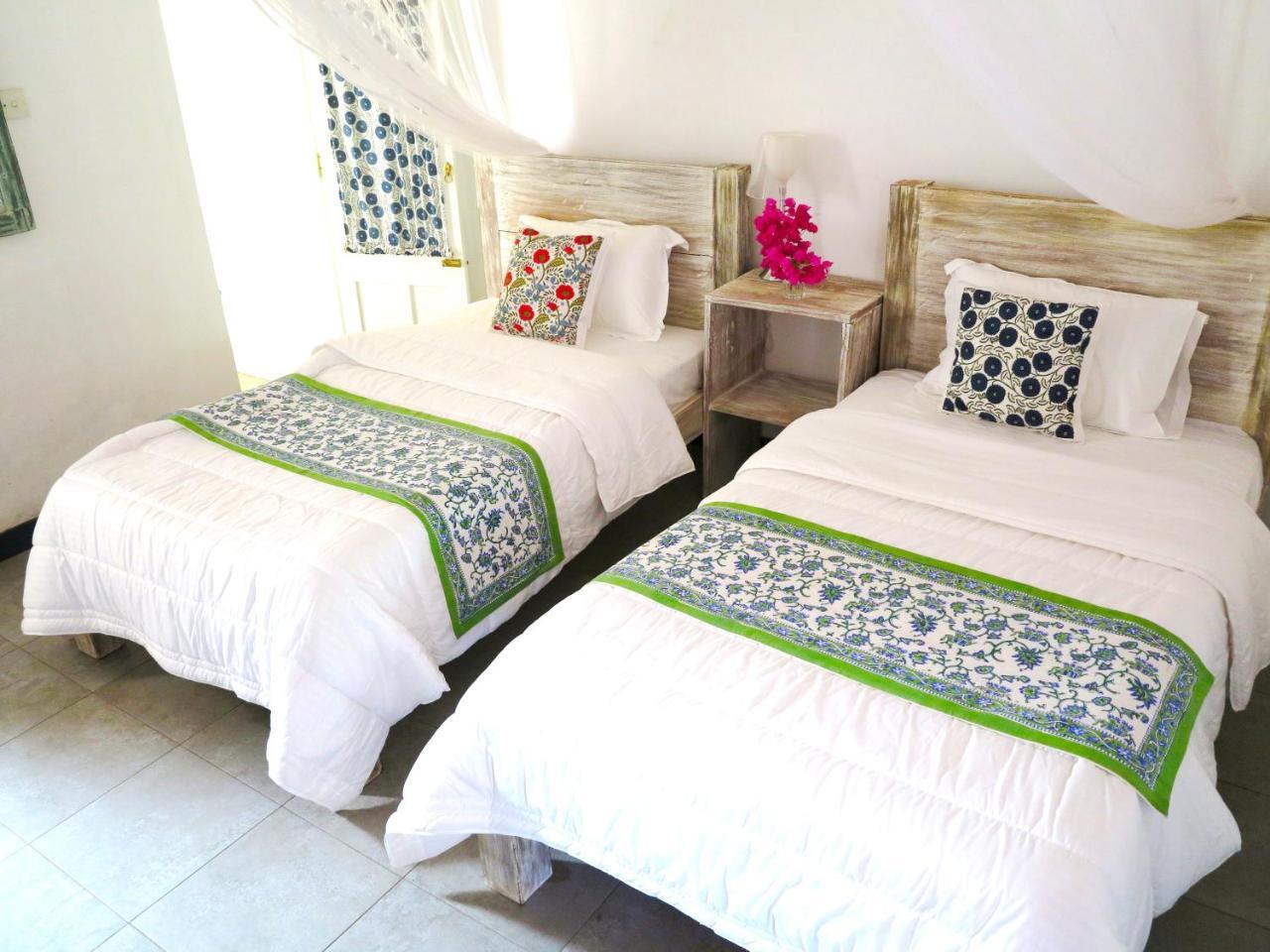 Esperanza Beach Villa And Spa Morakatiyara Екстериор снимка
