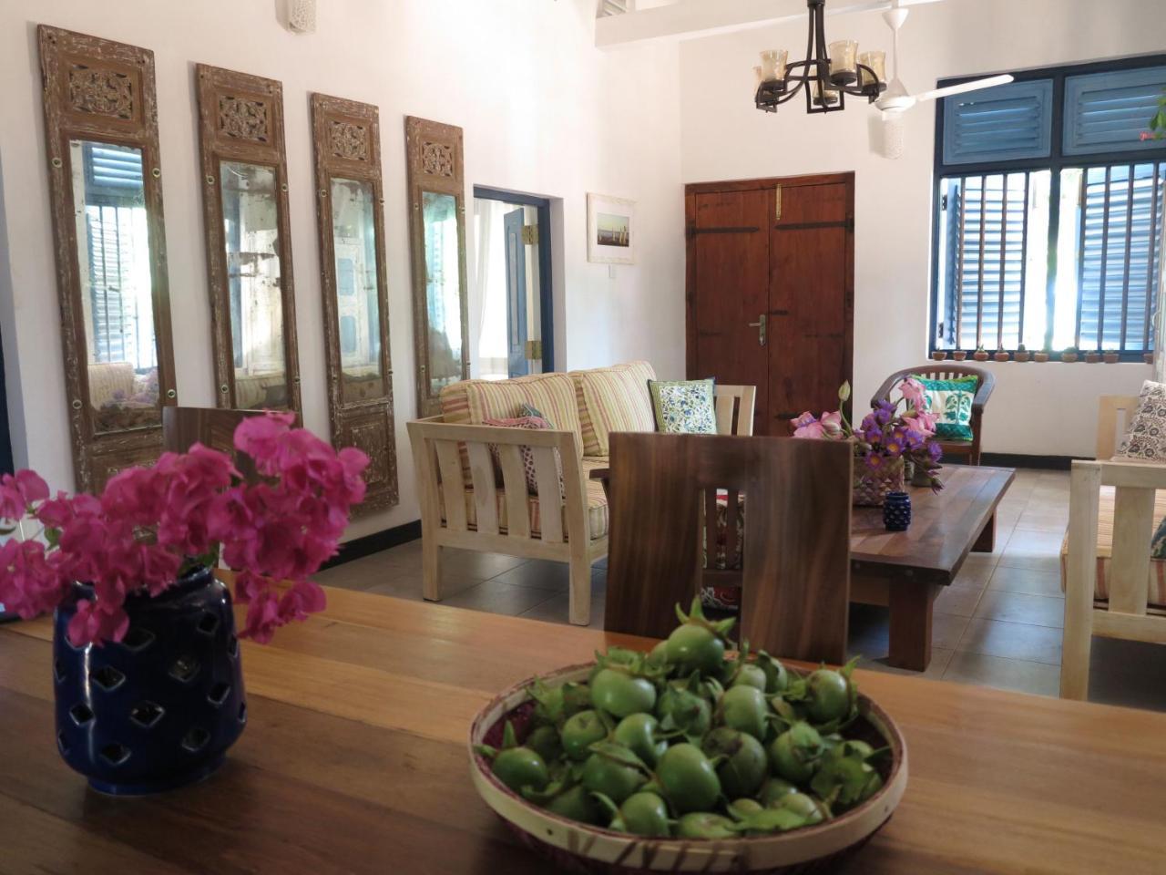 Esperanza Beach Villa And Spa Morakatiyara Екстериор снимка